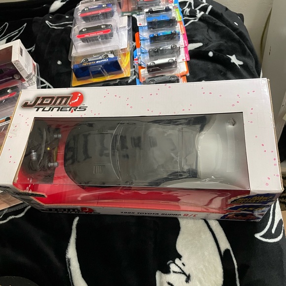 COPY - 95 Toyota Supra RC car brand new - Picture 2 of 3